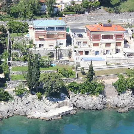 Apartments Villa Isabella Opatija Exterior photo