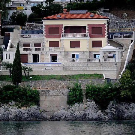 Apartments Villa Isabella Opatija Exterior photo